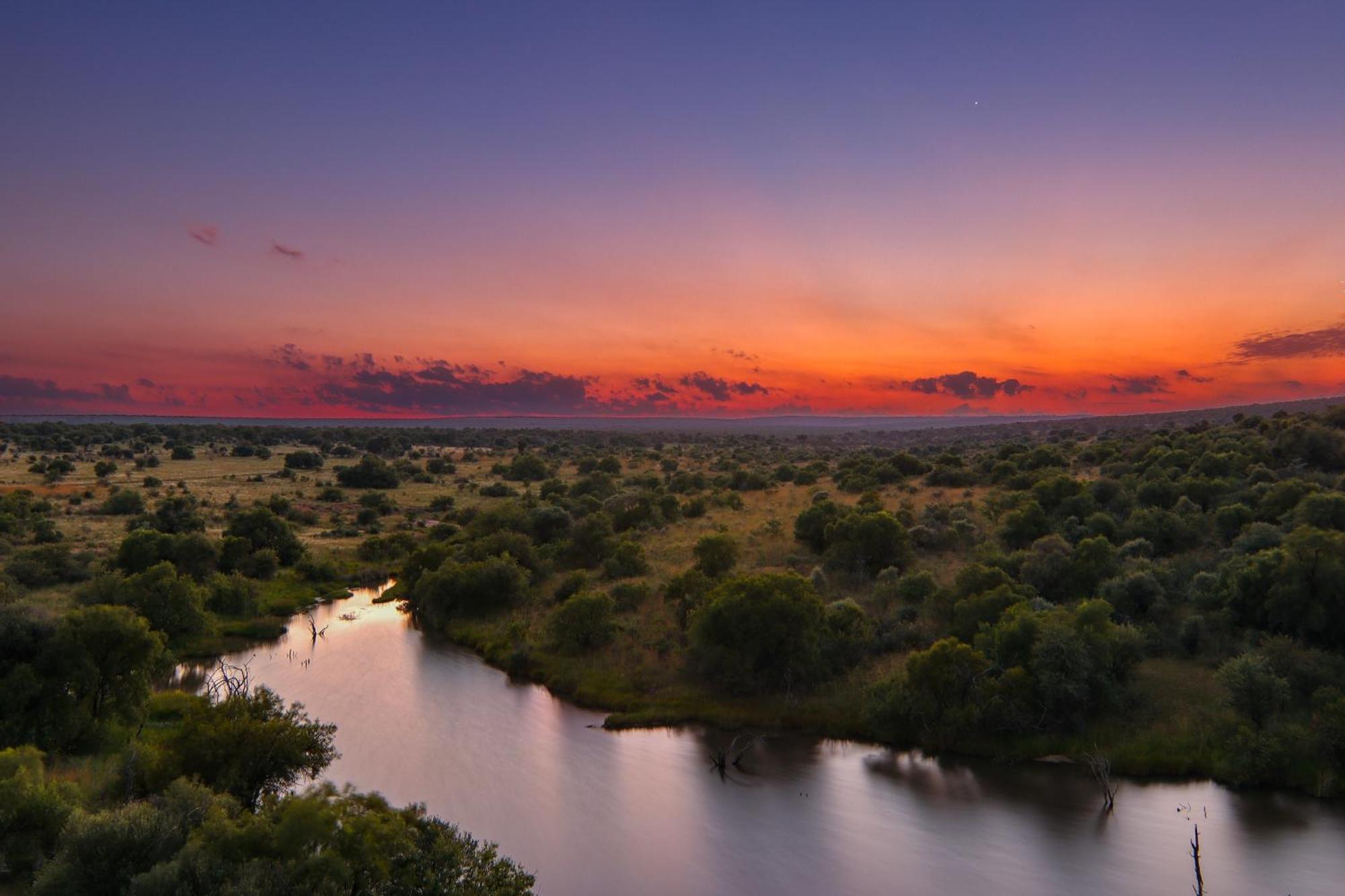 Cliffhanger Lodge Mabula Game Reserve Kültér fotó